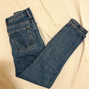 Everlane | The ’90s Cheeky Jean